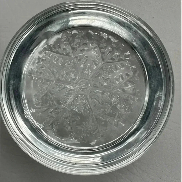 Vintage Avon Snowflake Paperweight - Picture 4 of 11